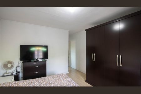 Casa à venda com 165m², 4 quartos e 2 vagas Casa à venda com 165m², 4 quartos e 2 vagasSuíte