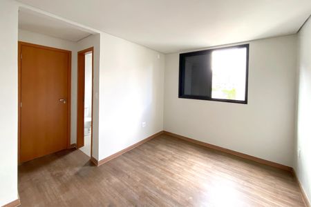 Apartamento à venda com 157m², 3 quartos e 2 vagasSuite 1