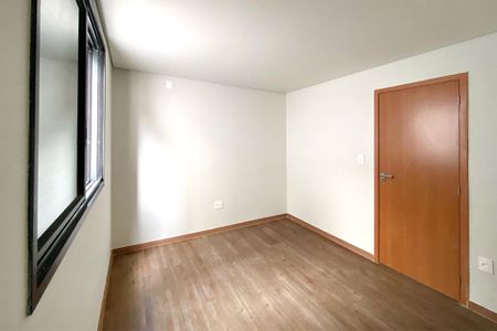 Apartamento à venda com 157m², 3 quartos e 2 vagasQuarto 2
