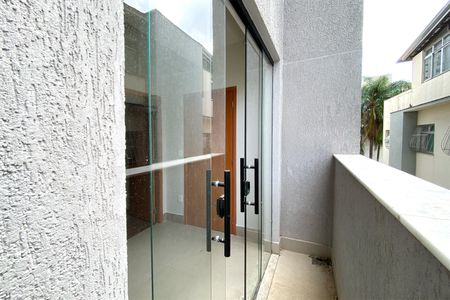 Apartamento à venda com 157m², 3 quartos e 2 vagasVaranda do hall