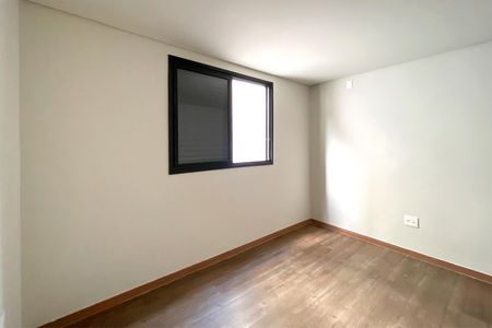 Apartamento à venda com 157m², 3 quartos e 2 vagasQuarto 2