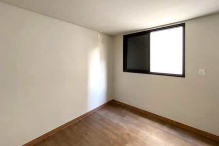 Apartamento à venda com 157m², 3 quartos e 2 vagasQuarto 3
