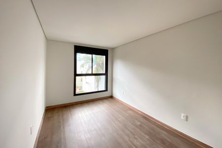 Apartamento à venda com 124m², 2 quartos e 2 vagasSuite 1