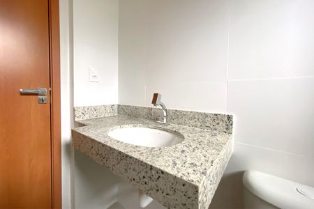 Apartamento à venda com 124m², 2 quartos e 2 vagasBanheiro da Suíte 2