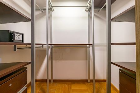 Apartamento à venda com 193m², 3 quartos e 4 vagas Apartamento à venda com 193m², 3 quartos e 4 vagasSuíte 1