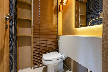 Apartamento à venda com 193m², 3 quartos e 4 vagas Apartamento à venda com 193m², 3 quartos e 4 vagasLavabo