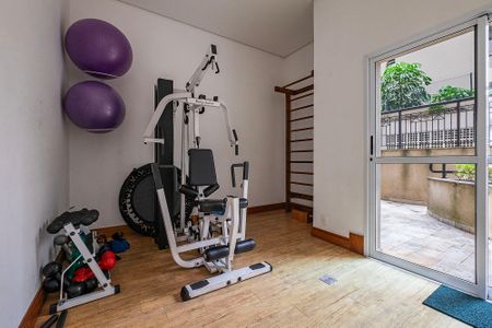 Apartamento à venda com 193m², 3 quartos e 4 vagas Apartamento à venda com 193m², 3 quartos e 4 vagasAcademia