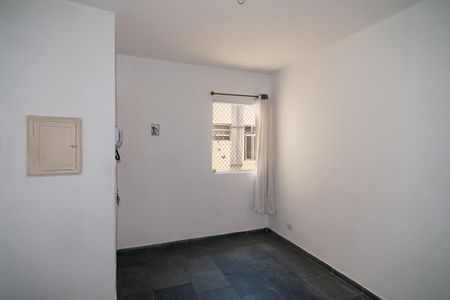 Apartamento para alugar com 75m², 2 quartos e sem vaga