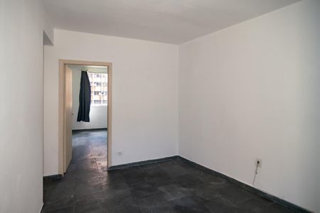 Apartamento para alugar com 75m², 2 quartos e sem vaga