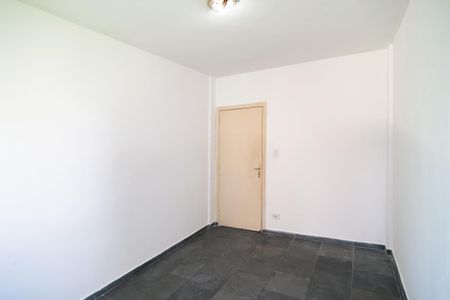 Apartamento para alugar com 75m², 2 quartos e sem vaga
