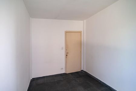 Apartamento para alugar com 75m², 2 quartos e sem vaga