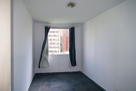 Apartamento para alugar com 75m², 2 quartos e sem vaga