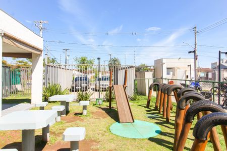 Apartamento para alugar com 80m², 2 quartos e 2 vagasÁrea comum - Playground