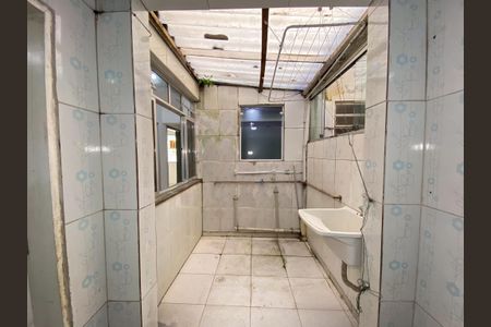 Apartamento à venda com 60m², 3 quartos e sem vagaCozinha e Área de Serviço