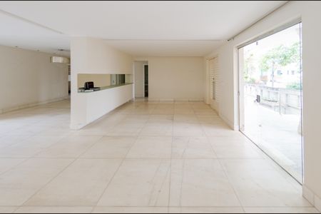 Sala de casa para alugar com 5 quartos, 740m² em Vila Paris, Belo Horizonte