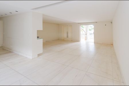Sala de casa para alugar com 5 quartos, 740m² em Vila Paris, Belo Horizonte