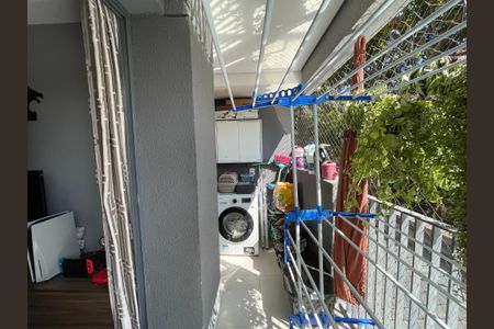 Apartamento à venda com 57m², 2 quartos e 1 vagaVaranda