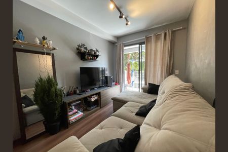 Sala de apartamento à venda com 2 quartos, 57m² em Ferreira, São Paulo