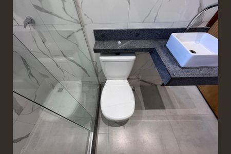 Casa para alugar com 300m², 3 quartos e 1 vagaBanheiro Suítes Canadenses