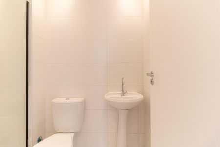 Apartamento para alugar com 32m², 2 quartos e sem vagaBanheiro 