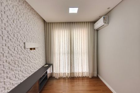 Sala de apartamento para alugar com 2 quartos, 58m² em Vila Satúrnia, Campinas