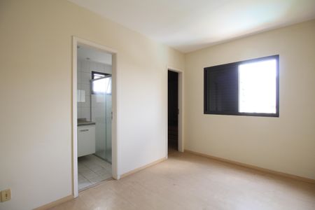 Apartamento para alugar com 140m², 3 quartos e 3 vagasSuíte 1