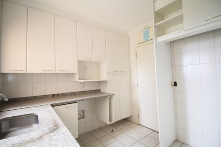 Apartamento para alugar com 140m², 3 quartos e 3 vagasCozinha - Armários