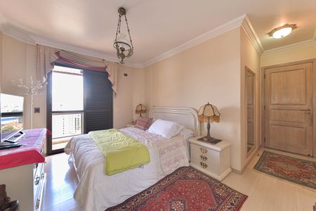 Apartamento para alugar com 276m², 4 quartos e 3 vagasSuíte 2