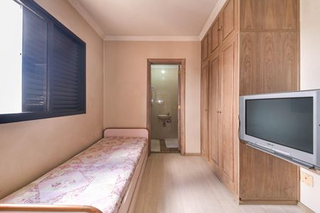 Apartamento para alugar com 276m², 4 quartos e 3 vagasÁrea de Serviço - Quarto