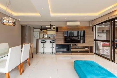 Foto 04 de apartamento à venda com 2 quartos, 131m² em Auxiliadora, Porto Alegre