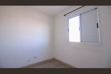 Apartamento à venda com 75m², 3 quartos e 2 vagasQuarto 2