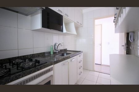 Apartamento à venda com 75m², 3 quartos e 2 vagasCozinha