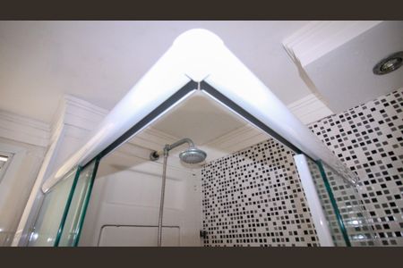 Apartamento à venda com 75m², 3 quartos e 2 vagasBanheiro