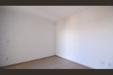 Apartamento à venda com 75m², 3 quartos e 2 vagasQuarto 2