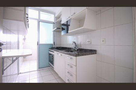 Apartamento à venda com 75m², 3 quartos e 2 vagasCozinha