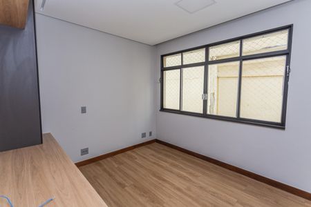 Apartamento para alugar com 255m², 4 quartos e 2 vagasQuarto 4