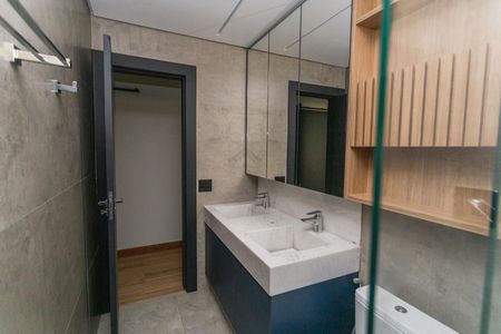 Apartamento para alugar com 255m², 4 quartos e 2 vagasBanheiro Social