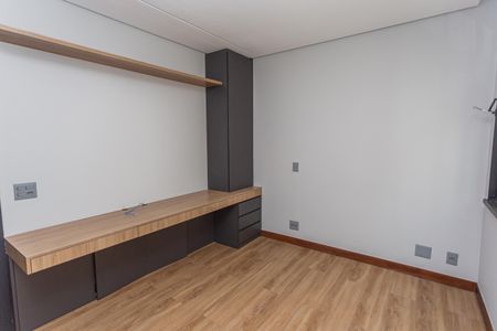 Apartamento para alugar com 255m², 4 quartos e 2 vagasQuarto 4