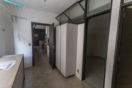 Apartamento para alugar com 255m², 4 quartos e 2 vagasÁrea de Serviço