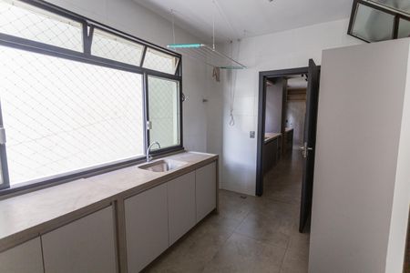 Apartamento para alugar com 255m², 4 quartos e 2 vagasÁrea de Serviço