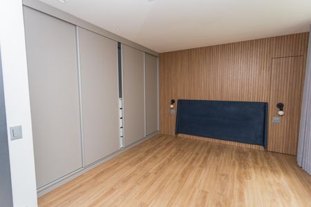 Apartamento para alugar com 255m², 4 quartos e 2 vagasSuíte