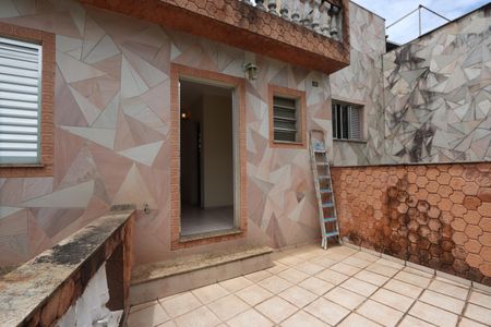 Casa para alugar com 160m², 3 quartos e 1 vagaVaranda - casa 2