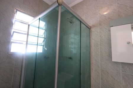 Casa para alugar com 160m², 3 quartos e 1 vagaBanheiro - casa 2