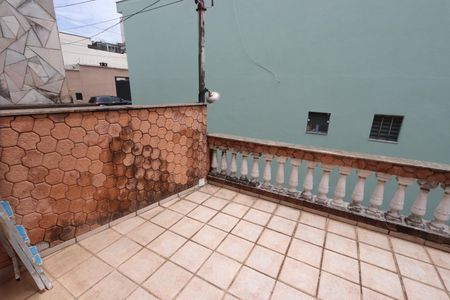 Casa para alugar com 160m², 3 quartos e 1 vagaVaranda - casa 2