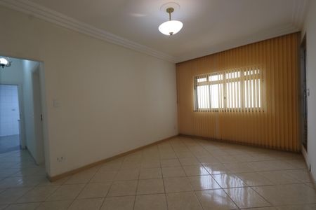Casa para alugar com 160m², 3 quartos e 1 vagaSala