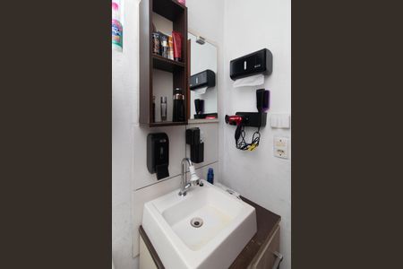 Apartamento para alugar com 40m², 2 quartos e sem vaga Apartamento para alugar com 40m², 2 quartos e sem vagaBanheiro