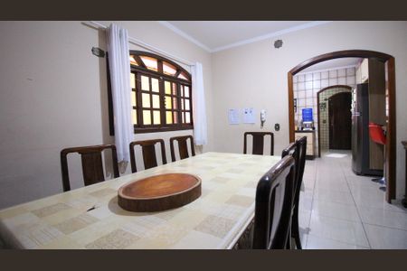 Casa para alugar com 175m², 3 quartos e 2 vagasSala de Jantar