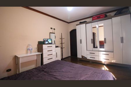 Casa para alugar com 175m², 3 quartos e 2 vagasSuíte