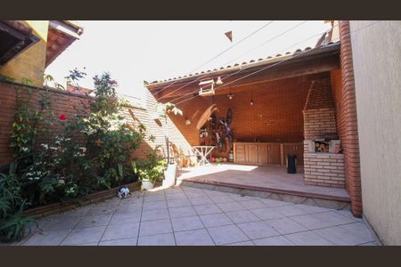 Casa para alugar com 175m², 3 quartos e 2 vagasQuintal