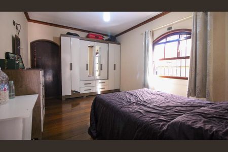 Casa para alugar com 175m², 3 quartos e 2 vagasSuíte